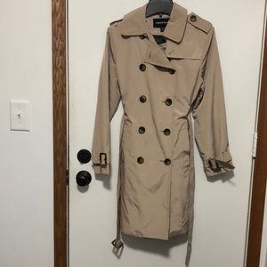 Ladies Petite Medium London Fog Trench